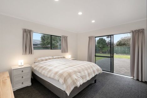 Photo of property in 56 Lotus Avenue, Mount Maunganui, 3116