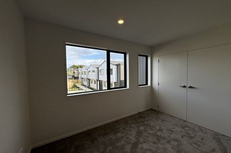 Photo of property in 53 Paetai Lane, Te Atatu Peninsula, Auckland, 0610