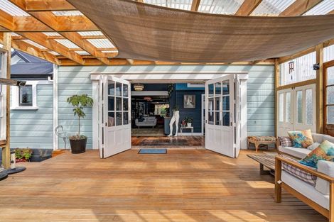 Photo of property in 105 High Street South, Eltham, 4322