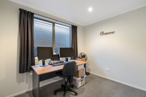 Photo of property in 14 Scoria Close, Pyes Pa, Tauranga, 3112