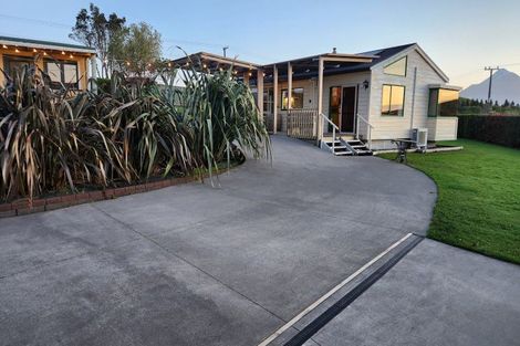 Photo of property in 191 Lincoln Road, Inglewood, 4389