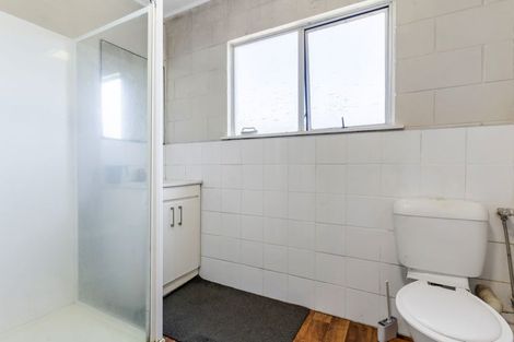 Photo of property in 2/46 School Road, Morningside, Auckland, 1021