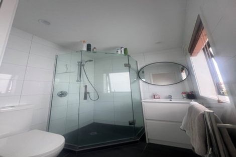 Photo of property in 21b Chippendale Crescent, Birkdale, Auckland, 0626