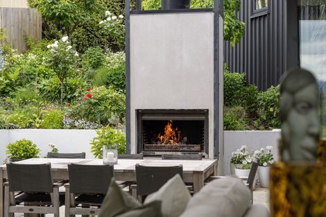 Photo of property in 20 Advance Terrace, Arrowtown, 9302