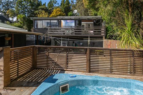 Photo of property in 1/757 West Coast Road, Oratia, Auckland, 0604