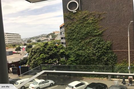 Photo of property in Piermont Apartments, 2h/82 Cable Street, Te Aro, Wellington, 6011