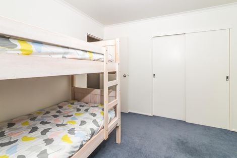 Photo of property in 2/24 Robinson Terrace, Rangatira Park, Taupo, 3330