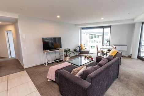 Photo of property in Pinnacle Apartments, E903/160 Victoria Street, Te Aro, Wellington, 6011