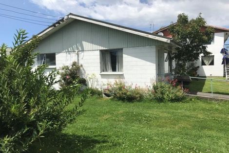 Photo of property in 1/52 North Avon Road, Richmond, Christchurch, 8013