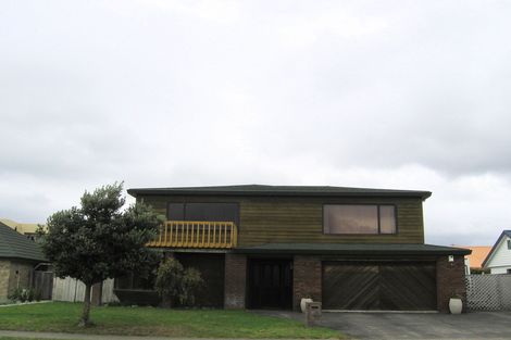 Photo of property in 4 Kotuku Drive, Paraparaumu Beach, Paraparaumu, 5032