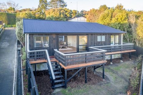Photo of property in 126 Dyers Pass Road, Cashmere, Christchurch, 8022