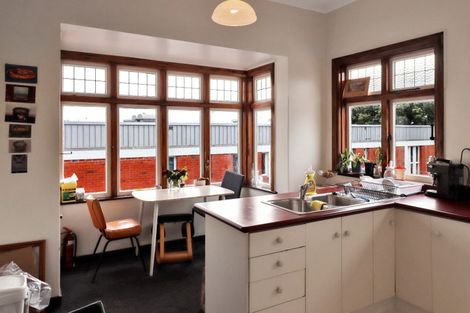 Photo of property in 21b Tinakori Road, Thorndon, Wellington, 6011