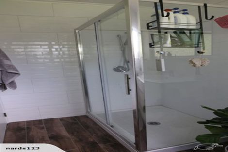 Photo of property in 2/4 Lionel Sharp Place, Pukekohe, 2120