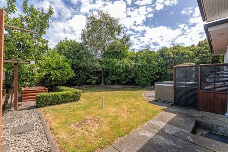 Photo of property in 6 Hughes Avenue, Hokowhitu, Palmerston North, 4410