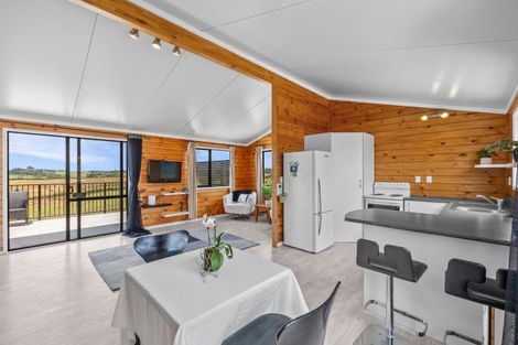 Photo of property in 2 Valley View Lane, Hakaru, Wellsford, 0975