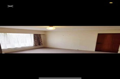 Photo of property in 100 Churton Drive, Churton Park, Wellington, 6037