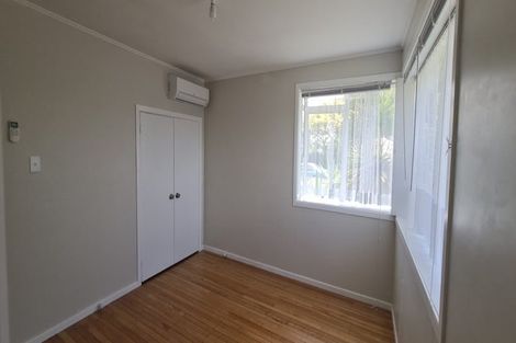 Photo of property in 13 Wallace Road, Mangere Bridge, Auckland, 2022