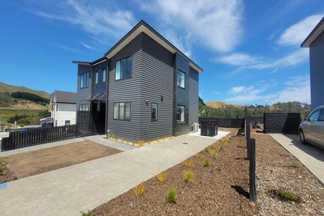 Photo of property in 54 Oakum Road, Whitby, 5024