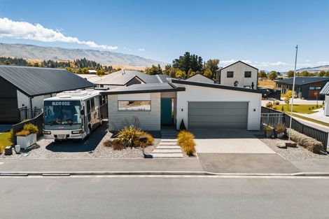 Photo of property in 17 Quigley Crescent, Cromwell, 9310