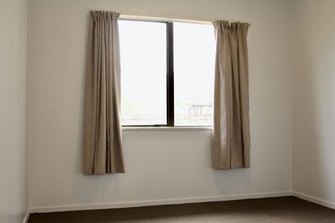 Photo of property in 2/24 Trevor Hosken Drive, Wiri, Auckland, 2104