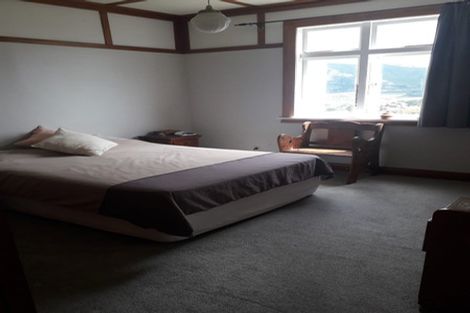 Photo of property in 11 Lancewood Grove, Ranui, Porirua, 5024