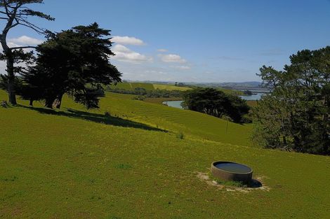 Photo of property in 213 Run Road, Wharehine, Wellsford, 0977