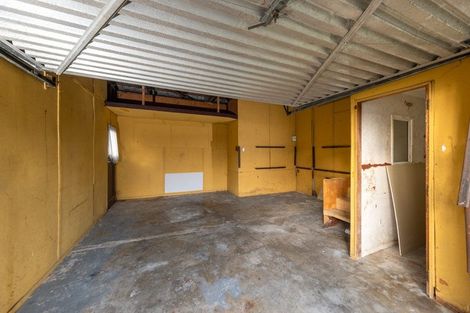 Photo of property in 17 Bodi Place, Te Atatu South, Auckland, 0610