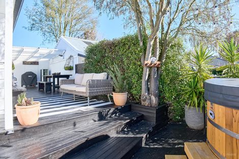 Photo of property in 260 Talbot Street, Geraldine, 7930