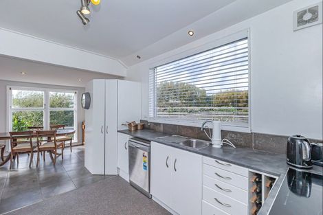 Photo of property in 185a Hokio Sand Road, Hokio Beach, Levin, 5571