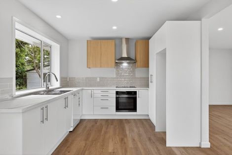 Photo of property in 70 Niven Street, Avondale, Christchurch, 8061