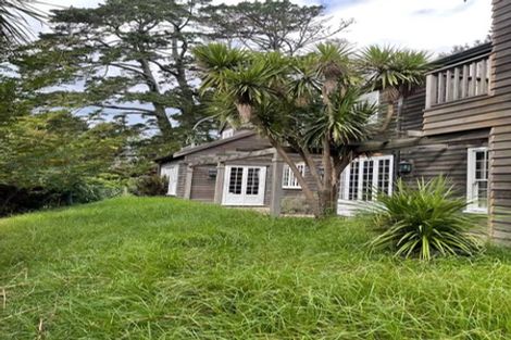 Photo of property in 18 Glenvar Ridge Road, Long Bay, Auckland, 0630