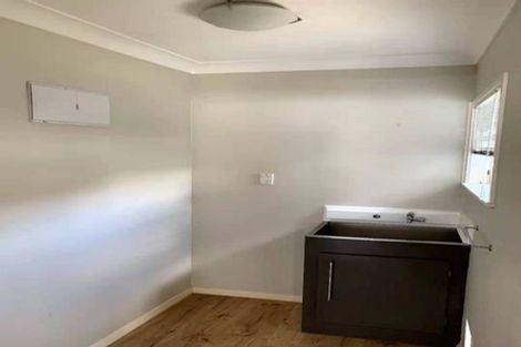 Photo of property in 43 Minaret Drive, Bucklands Beach, Auckland, 2014