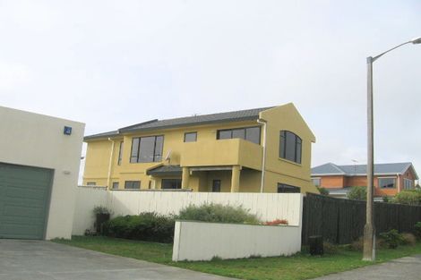 Photo of property in 18 Doncaster Terrace, Ascot Park, Porirua, 5024