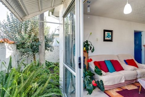 Photo of property in 3/283 Taradale Road, Pirimai, Napier, 4112