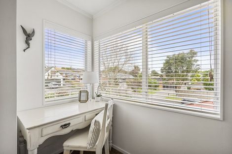 Photo of property in 34 Sailfish Drive, West Harbour, Auckland, 0618
