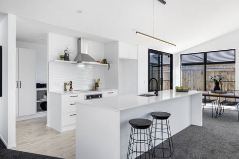 Photo of property in 140 Adler Drive, Ohauiti, Tauranga, 3112