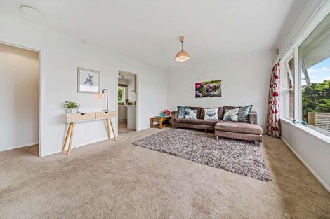 Photo of property in 2/9 Moana Avenue, Belmont, Auckland, 0622