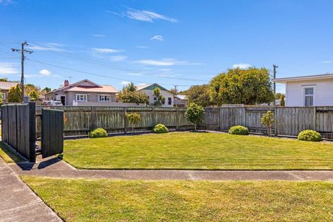 Photo of property in 75 Gonville Avenue, Gonville, Whanganui, 4501