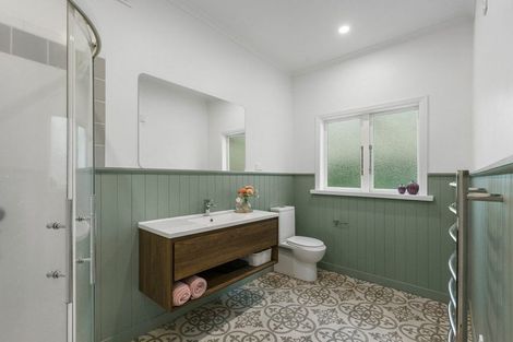 Photo of property in 4 Crossley Street, Katikati, 3129