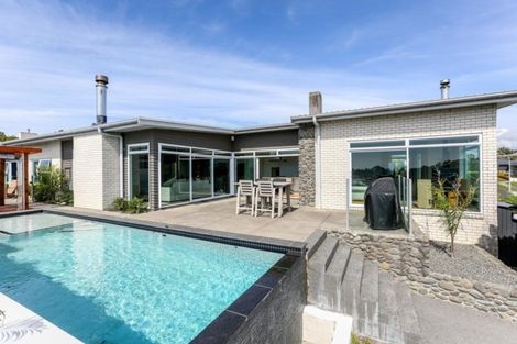 Photo of property in 192a Heta Road, Highlands Park, New Plymouth, 4312
