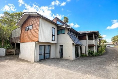 Photo of property in 30 Charles Dickens Drive, Mellons Bay, Auckland, 2014
