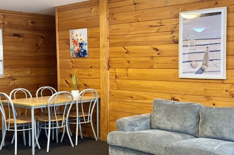 Photo of property in Drummond Street Flats, 2/19 Drummond Street, Mount Cook, Wellington, 6021