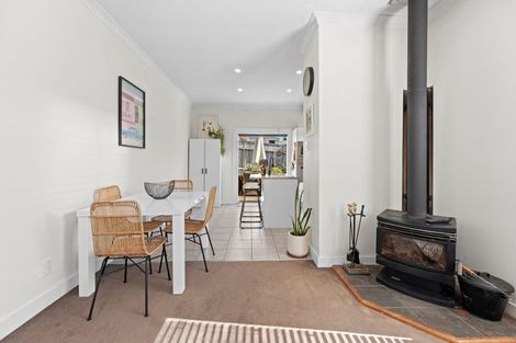 Photo of property in 12 Richmond Street, Fitzroy, New Plymouth, 4312