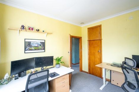 Photo of property in 28 Milton Street, Roslyn, Palmerston North, 4414