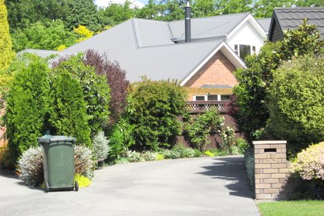 Photo of property in 18 Parkham Drive, Burnside, Christchurch, 8053