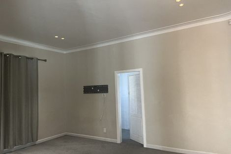 Photo of property in 552 Swanson Road, Ranui, Auckland, 0612