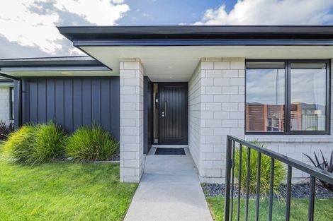 Photo of property in 76 Strauss Drive, Rolleston, 7614