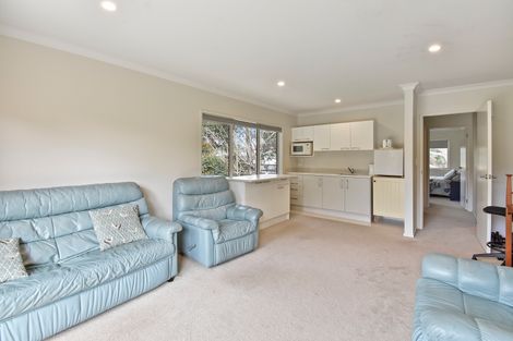 Photo of property in 2/11 Collie Street, Hillpark, Auckland, 2102