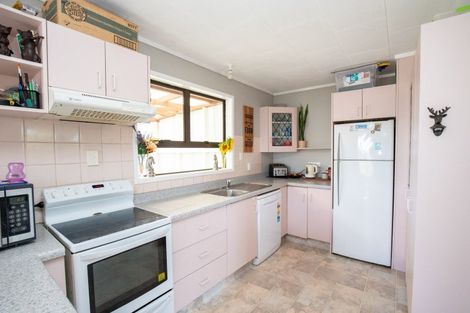 Photo of property in 26 Orchard East Road, Ngatea, 3503