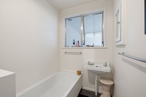Photo of property in 2c Lyne Street, Gore, 9710